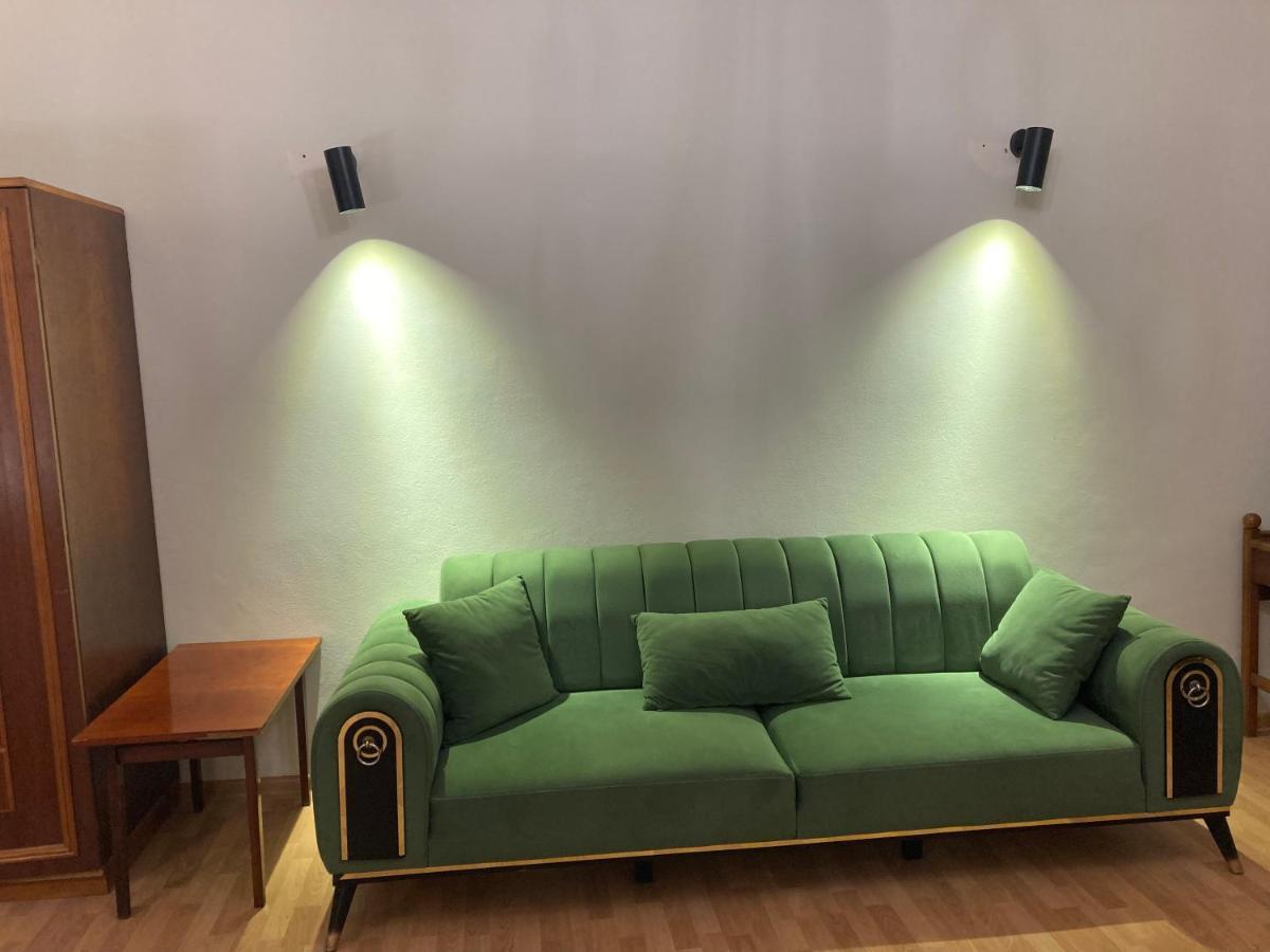 Apartment Kostava 10 Batumi Eksteriør bilde